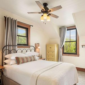 Superior Queen Room Ensuite Park View Room 30